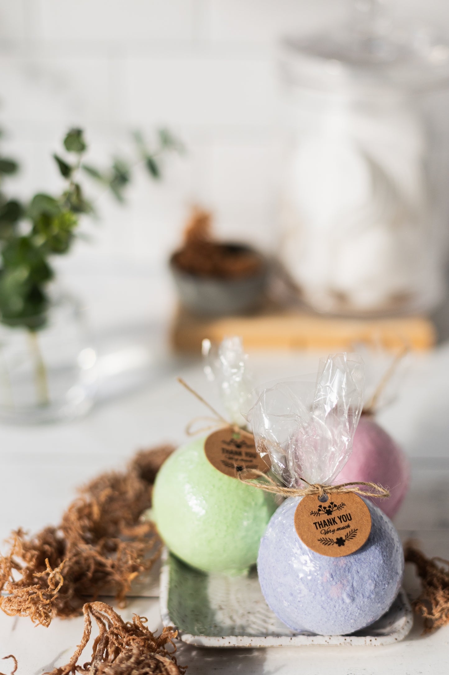 2018 Kiyahs Bath Bombs- Eucalyptus